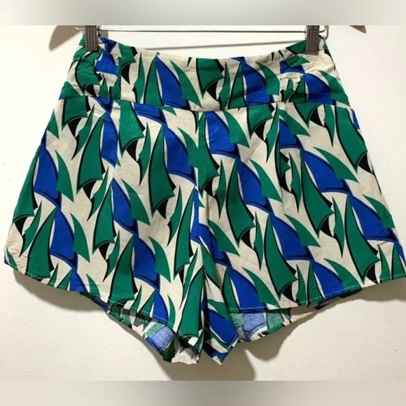 ZARA SHORTS - Picture 2 of 6